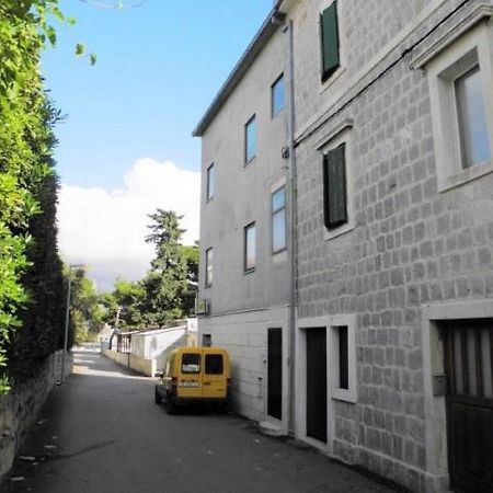 Apartments Mijo Kastela Bagian luar foto