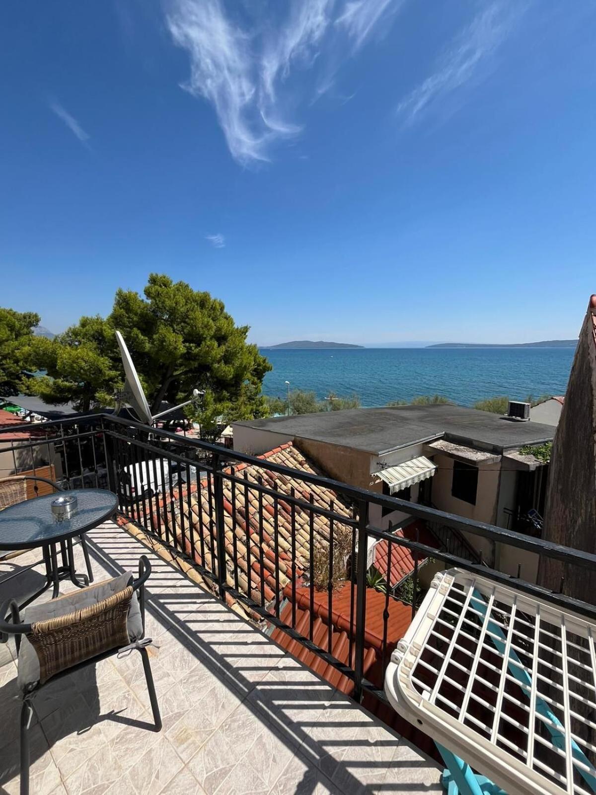 Apartments Mijo Kastela Bagian luar foto